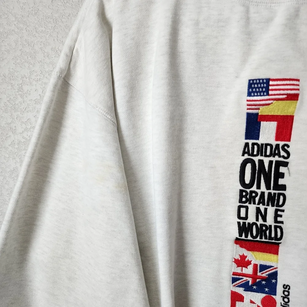 ADIDAS x VINTAGE‎ Flag Archive crewneck sweatshirt ORIGINAL VINTAGE 90s